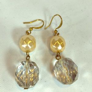 Dress Barn costume pearl and clear bead earrings